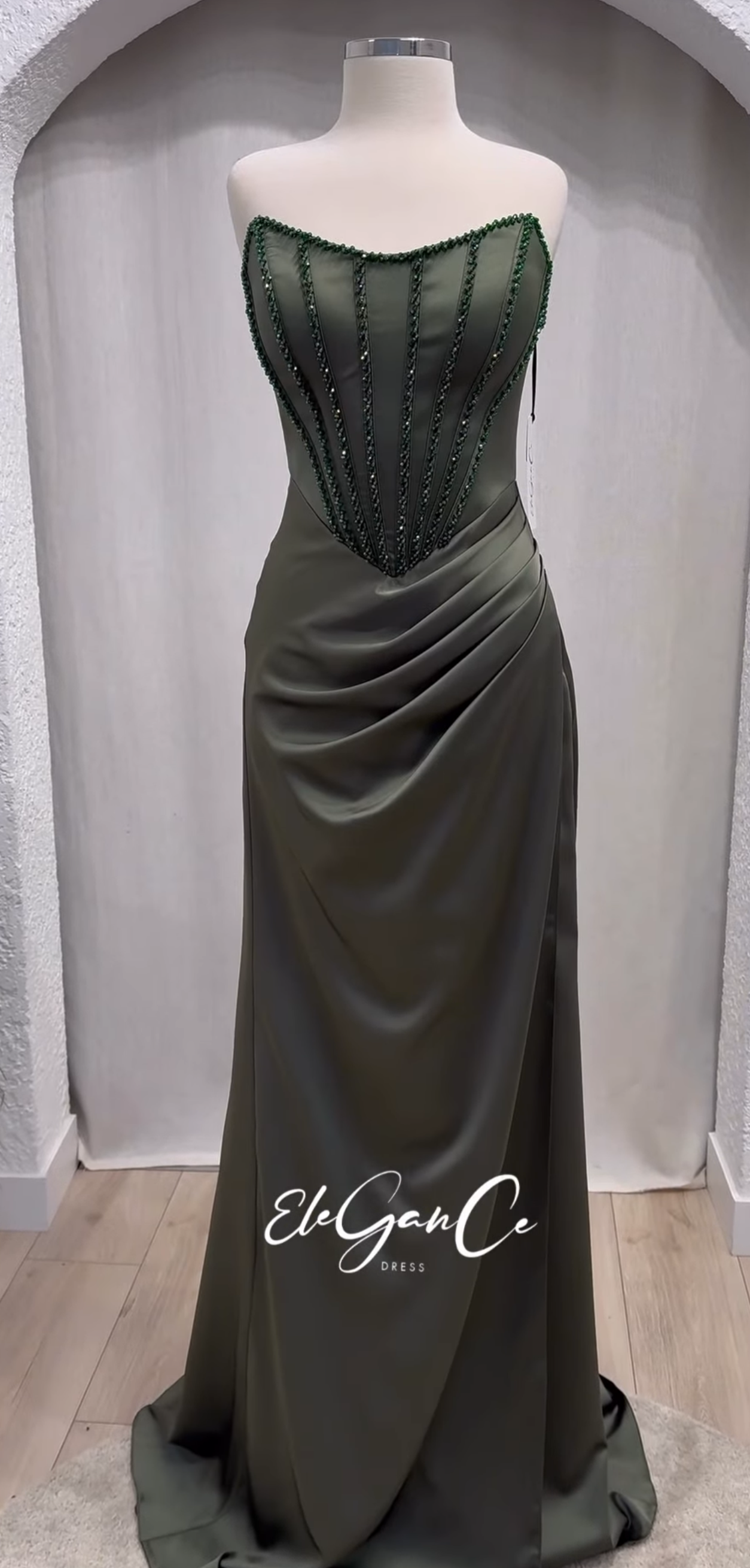LAYA DRESS